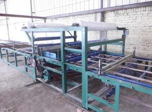 高效率流水線 山東凱達玻鎂機器門芯板設備在德州的機械設備研發(fā)